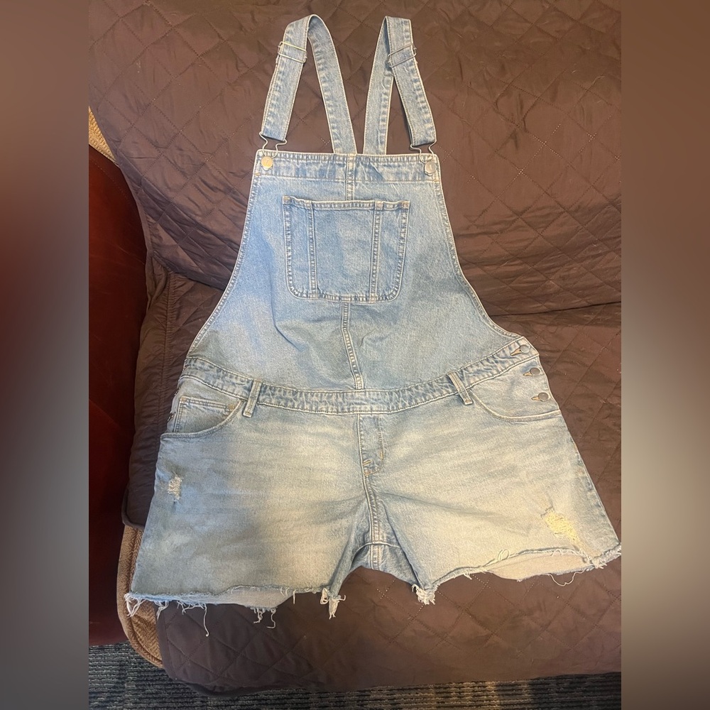 Isabel Maternity by Ingrid & Isabel Light Blue Jean Shorts